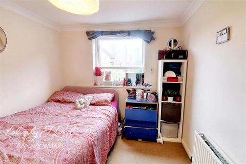 2 bedroom flat to rent, Cadnam Lodge, E14