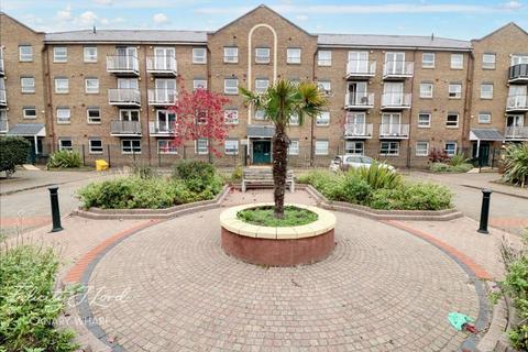 2 bedroom apartment to rent, Schooner Close, London