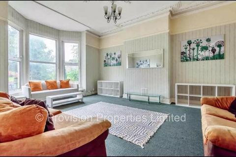 9 bedroom terraced house to rent, Belle Vue Road, Hyde Park LS3