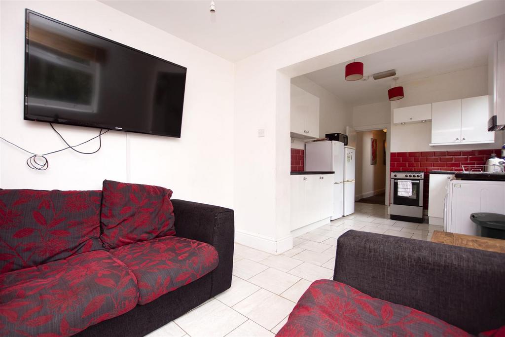 Oak Tree Lane, Birmingham B29 5 bed house to rent £507 pcm (£117 pw)