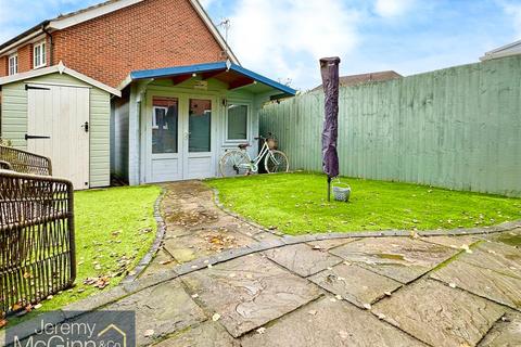 12 Boehm Drive, Alcester, B49 6FG