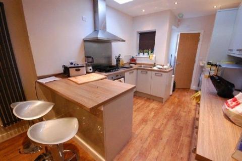 5 bedroom house to rent, George Road, Birmingham B29