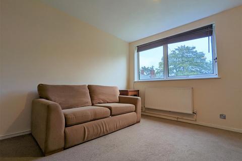 2 bedroom flat to rent, 59a - 59b Mayfield Road, Birmingham B13