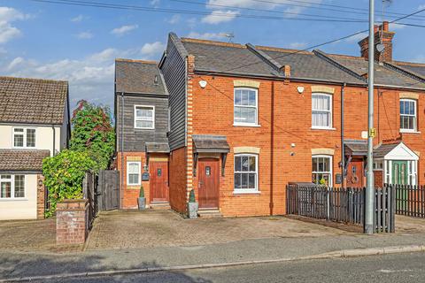 4 bedroom end of terrace house for sale, Norsey Road, Billericay CM11