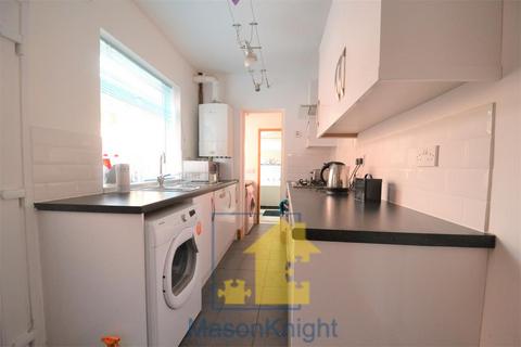 3 bedroom terraced house to rent, Milner Road, Selly Oak, Birmingham B29