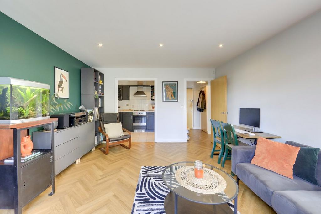 Highfield Close, Hither Green... 1 bed flat for sale £300,000