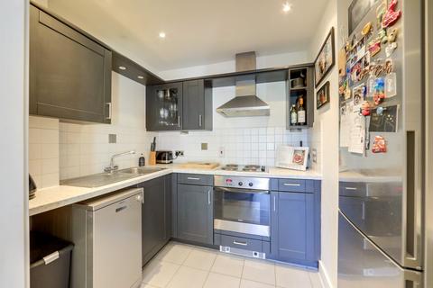 1 bedroom flat for sale, Highfield Close, Hither Green , London, SE13