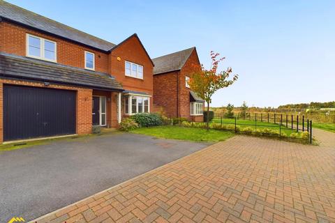 4 bedroom detached house to rent, Bailey Road, Banbury OX16