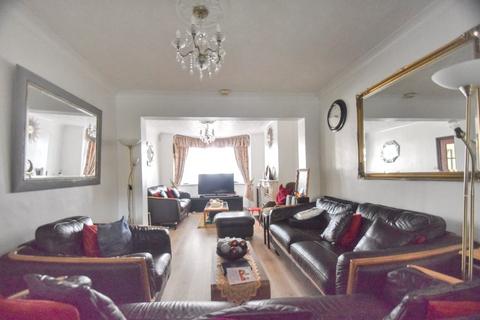 6 bedroom semi-detached house for sale, Featherby Road, Twydall, Rainham, Gillingham, ME8