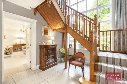 6 Ashdown Way, Kingwood, Henley-on-thames, RG9 5WD