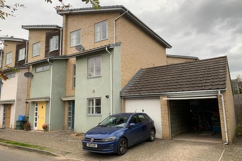 4 bedroom townhouse for sale, Sotherby Drive, Cheltenham