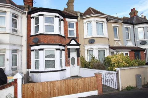 3 bedroom terraced house for sale, Wellesley Road, Clacton on Sea