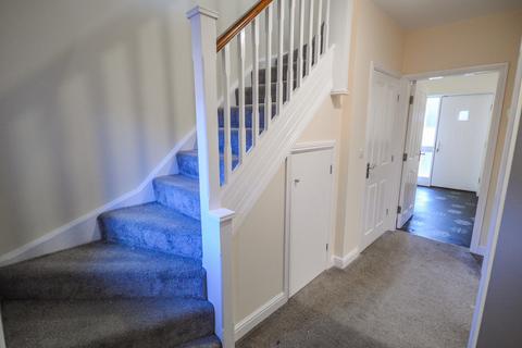 3 bedroom townhouse to rent, Riverbrook Road, West Timperley, Altrincham
