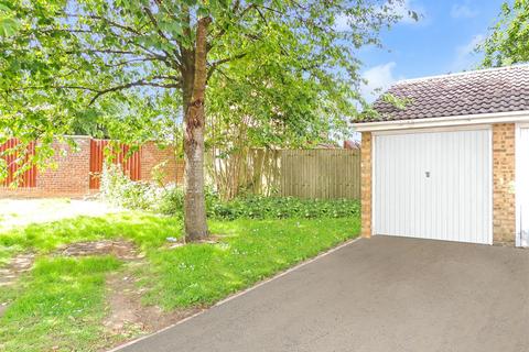 2 bedroom end of terrace house for sale, Bickford Close, Bristol