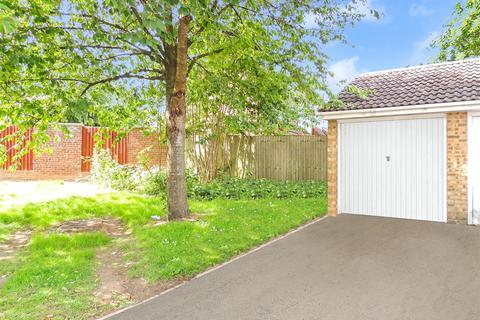 66 Bickford Close, Barrs Court, Bristol, BS30 8SG
