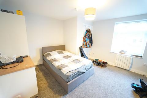 undefined, Flat 1, 10 Middle Street, Beeston, Nottingham, NG9 1FX