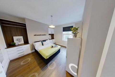 7 bedroom house to rent, 6 Wellington Square, Lenton, Nottingham, NG7 1NG