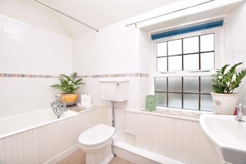 2 bedroom cottage to rent, Newquay TR8