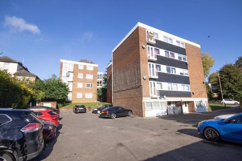 2 bedroom apartment for sale, London Road, Brentwood CM14