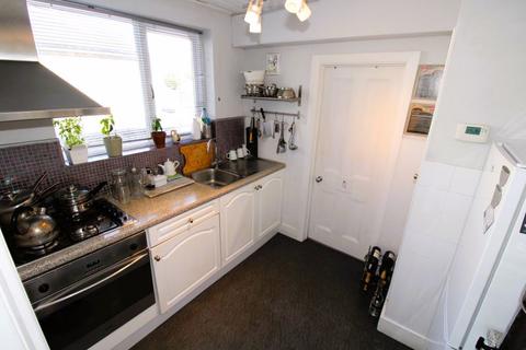 1 bedroom flat for sale, Sutton