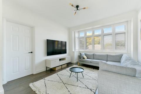 23 Inveresk Gardens, Worcester Park, KT4 7BB