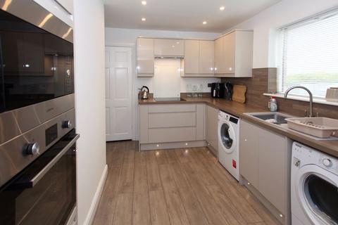 6 Wade Road, Wrockwardine Wood, Telford, TF2 7AJ
