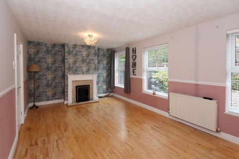 6 Wade Road, Wrockwardine Wood, Telford, TF2 7AJ