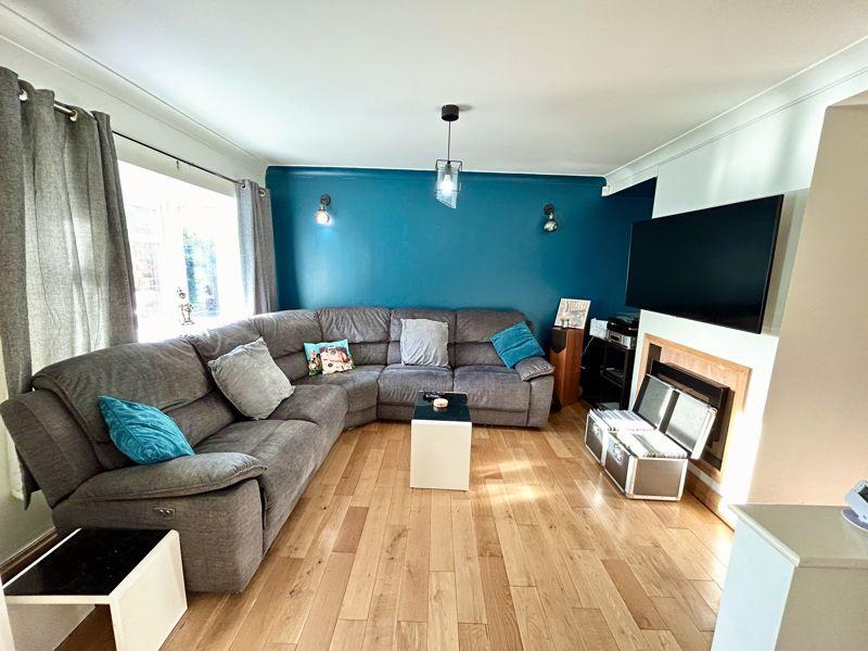 Devonshire Road, Salford 3 bed semidetached house to rent £1,550 pcm