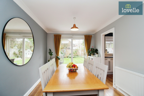 4 bedroom detached house for sale, Southfield Road, Holton-le-Clay DN36