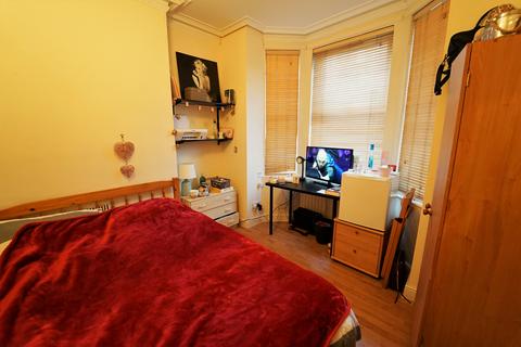 undefined, 14 Church Grove, Lenton, Nottingham, NG7 2FG