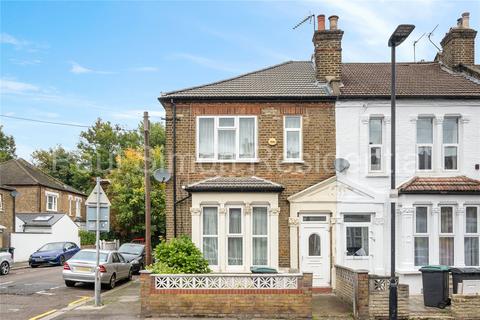 4 bedroom end of terrace house for sale, Hermitage Road, Harringay, London, N4