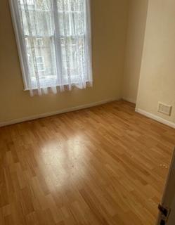 3 bedroom terraced house to rent, N22, Wood Green - 3 BEDROOM House