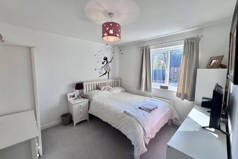 3 Alwin Grove, Dinnington, Newcastle Upon Tyne, NE13 7FF