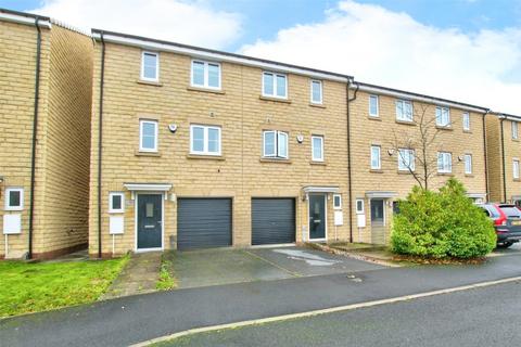 4 bedroom terraced house for sale, Watson Park, Spennymoor, County Durham, DL16