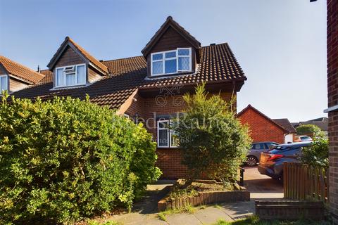 92 Knights Manor Way, Dartford, DA1 5SP