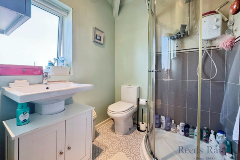 8 Deacons Drive, Salford, M6 7LG