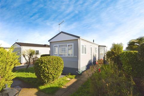 1 bedroom bungalow for sale, Kingsmead Park, Rochester ME3