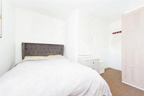 9 Heathlands Way, Hounslow, TW4 5BU