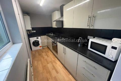 6 bedroom house share to rent, Nottingham NG7