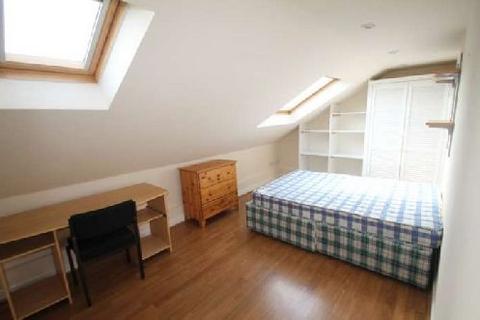 4 bedroom apartment to rent, Nottingham NG7