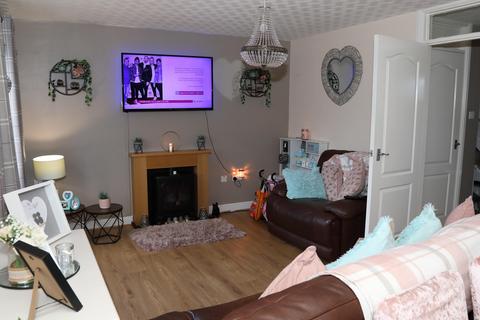 3 bedroom terraced house for sale, Coniston Close, Workington CA14