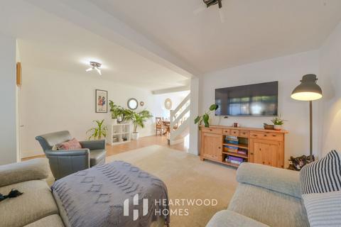 11 Gresford Close, St Albans, AL4 0UB