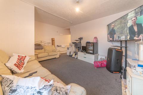 2 bedroom flat for sale, Purbeck Road, Chatham ME4