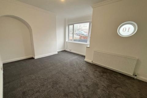 3 bedroom semi-detached house to rent, Sharrard Grove, Sheffield S12