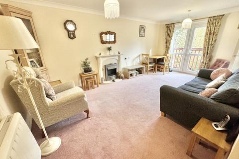 1 bedroom flat for sale, Kings Meadow Court, Lydney, GL15 5JU