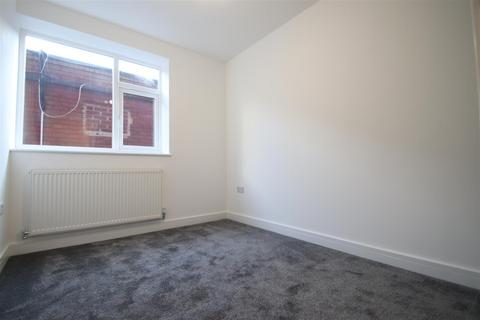 1 bedroom property to rent, Bristol Road South, Northfield B31