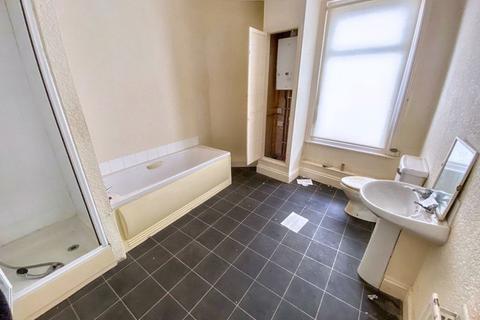 2 bedroom flat for sale, Derwent Street, Chopwell, Newcastle upon Tyne, Tyne and Wear, NE17 7HZ