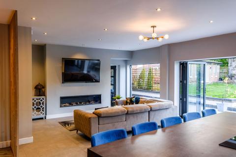 28 Belwell Lane, Sutton Coldfield, B74 4AL
