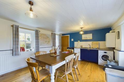 3 bedroom cottage for sale, 9 Primrose Hill, Castleton