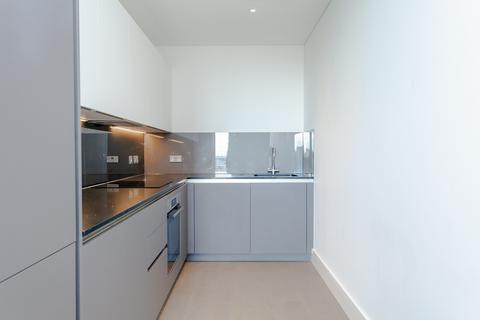 1 bedroom flat to rent, Gartons Way, London SW11